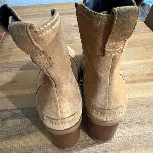 Sorel Cate Booties - Picture 3 of 8